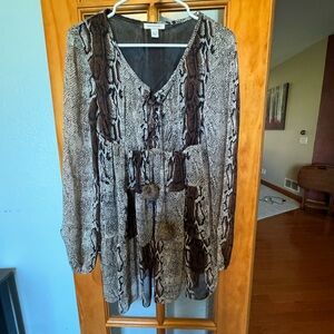 Boston Proper Animal Print (Brown Shades) Longer Length Blouse - Size Small